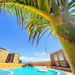 Casa Bamboo Luminoso Y Espacioso, Piscina Apartamento Corralejo