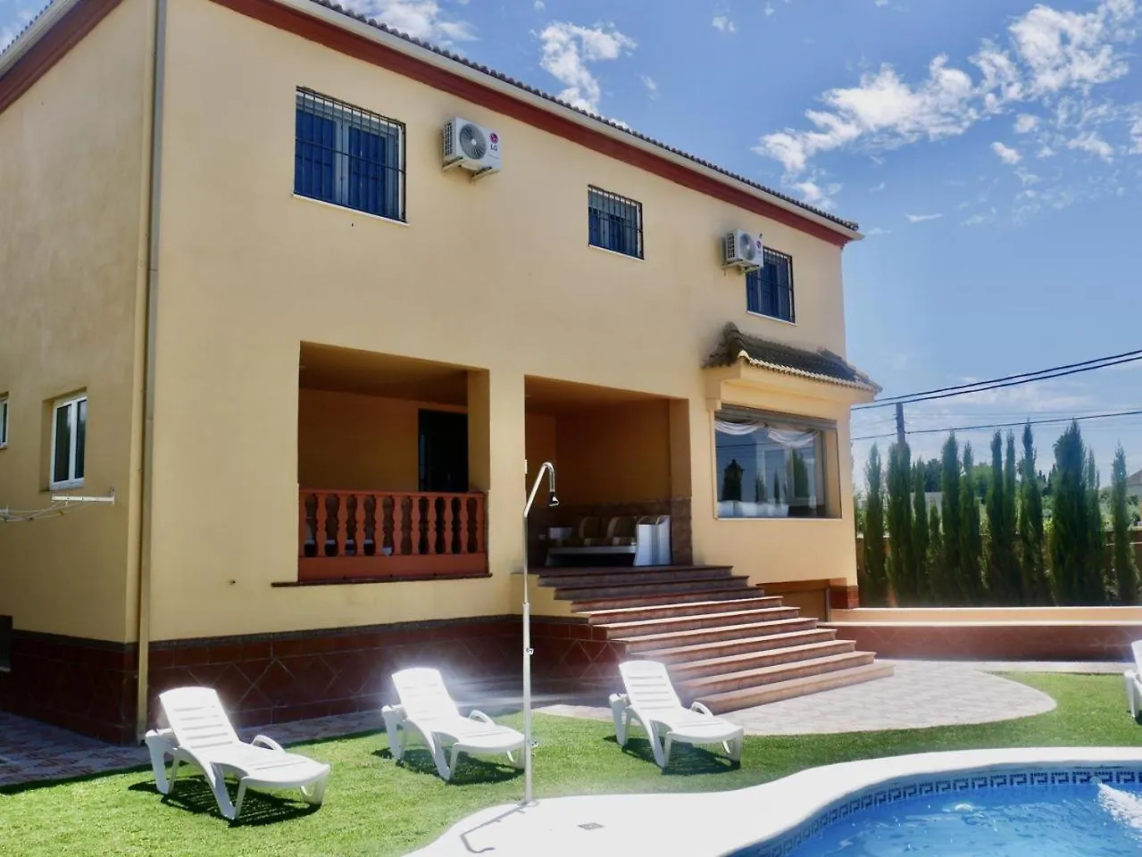 Private Pool! Your Oasis In Sevilla! Bbq! 0*, Sevilla España