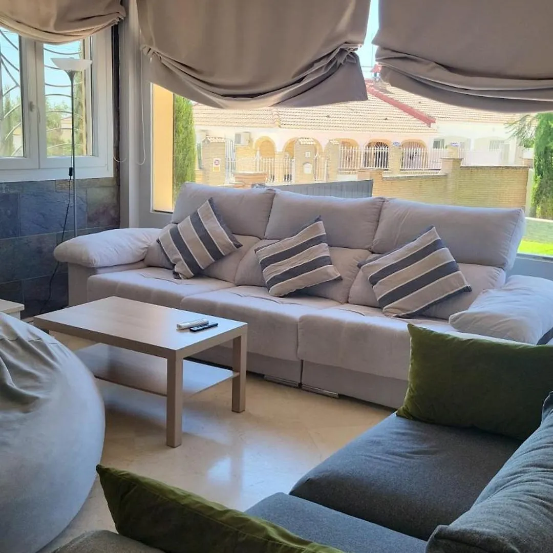 Private Pool! Your Oasis In Sevilla! Bbq! 0*, Sevilla